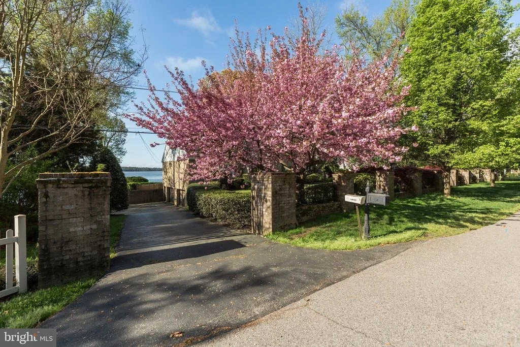 Photo of 5709 RIVER DRIVE