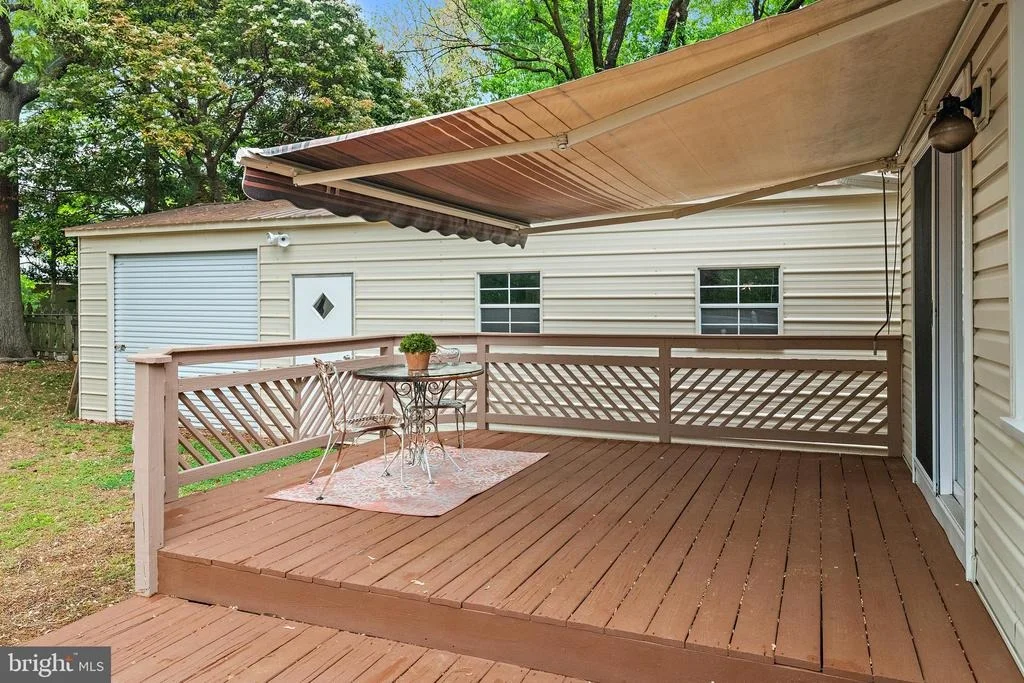 Photo of 970 HIGHPOINT DRIVE