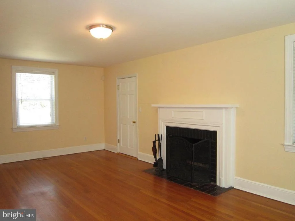 Photo of 9103 KINGSBURY DRIVE