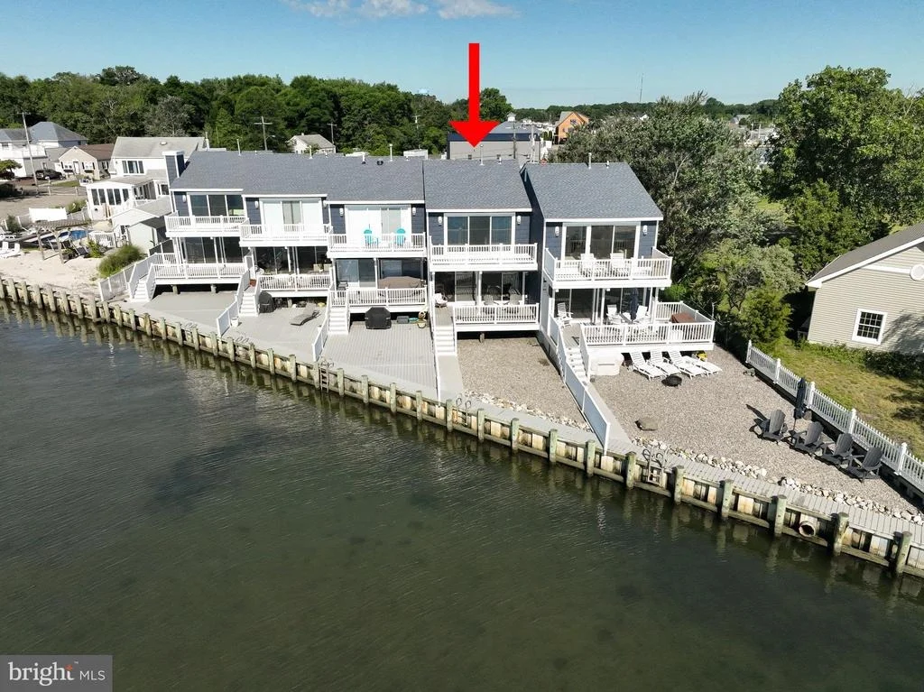 Photo of Unit 4 at 16 VESSEL ROAD