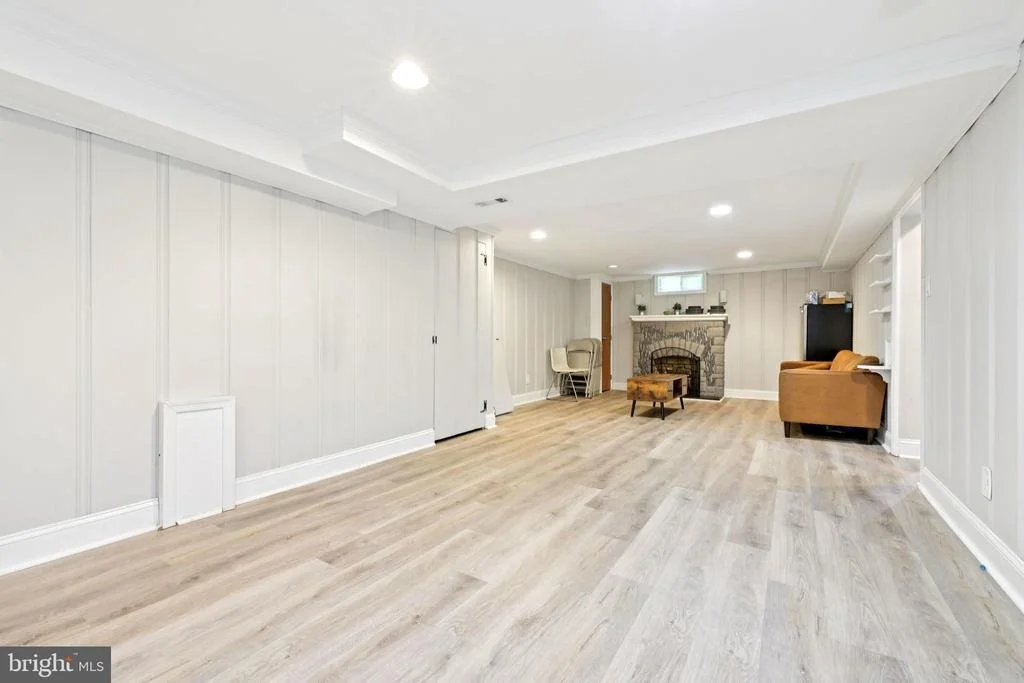Photo of 4214 THORNCLIFF ROAD