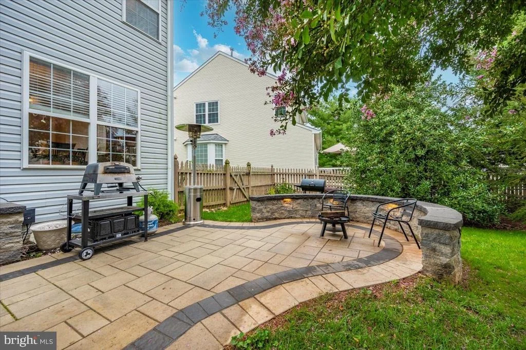 Photo of 9548 KINGSTON PLACE