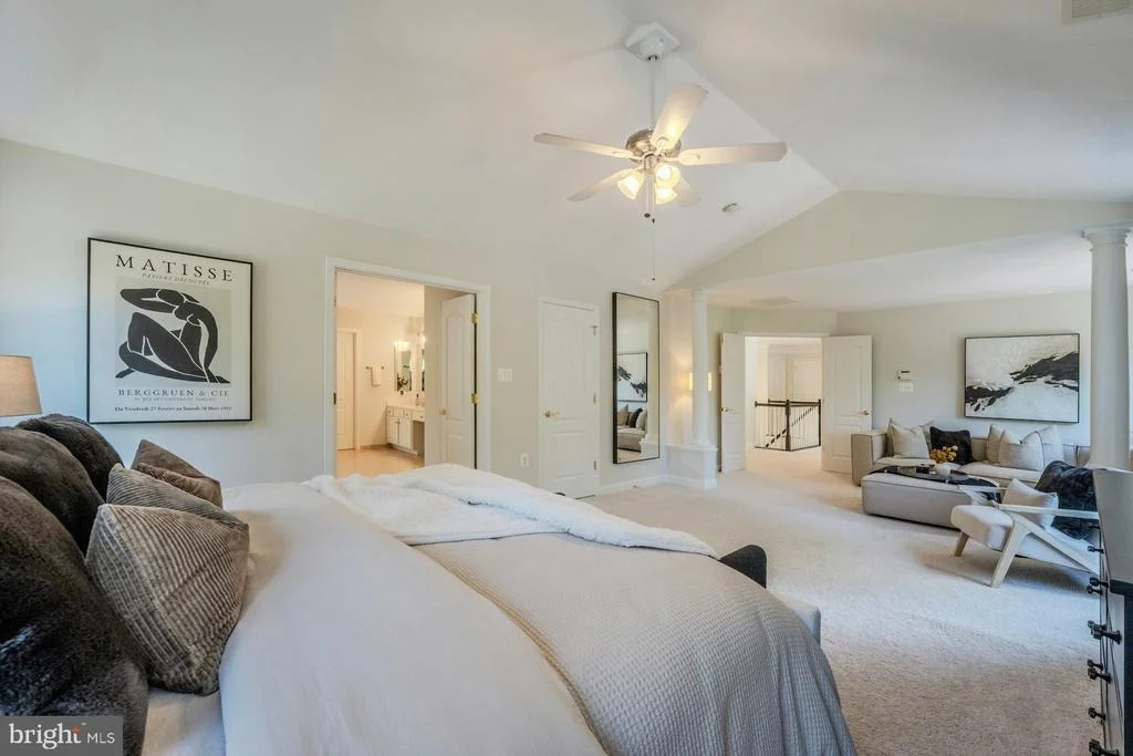 Photo of 17301 ROUNDMONT PLACE