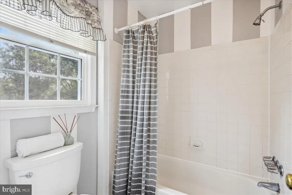 Photo of 2603 BELLE CREST LANE