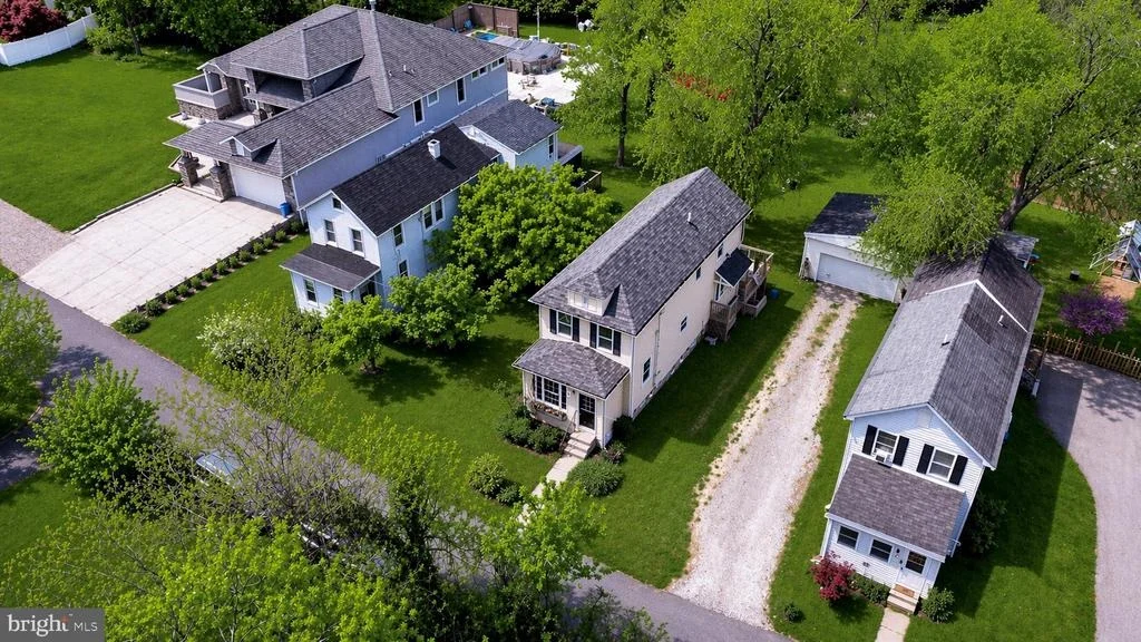 Photo of 1406 WALNUT AVENUE