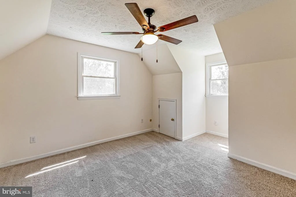 Photo of 9577 ROYS LANE