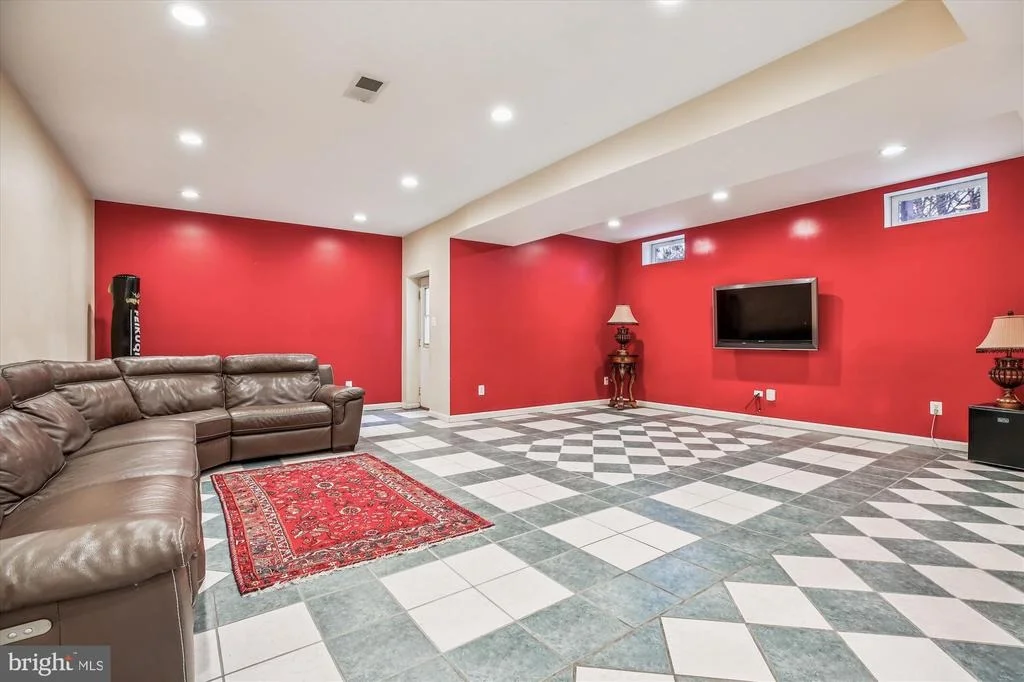 Photo of 14212 SCHAEFFER ROAD