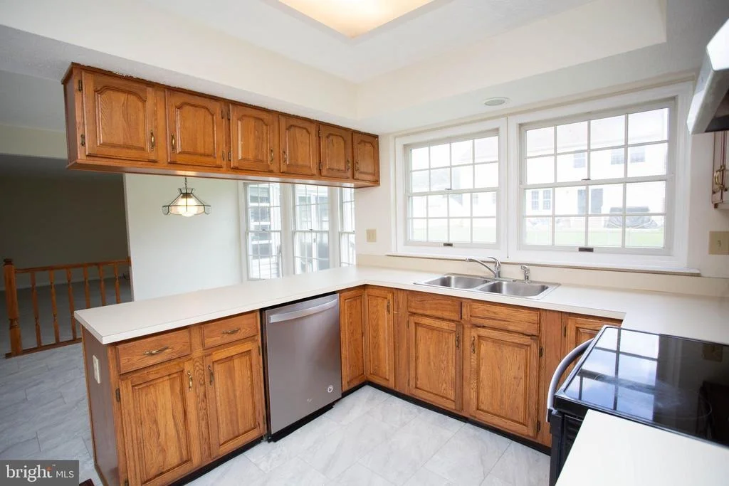 Photo of 143 RAMBLING ROAD
