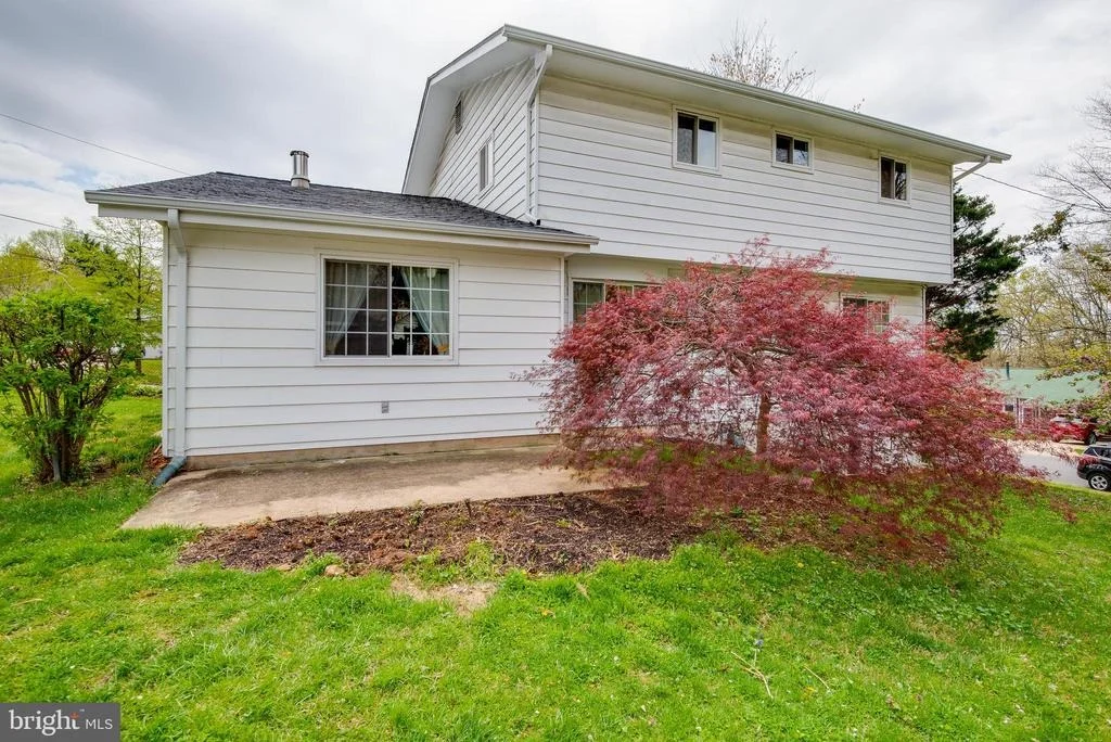 Photo of 129 HEDGEWOOD DRIVE