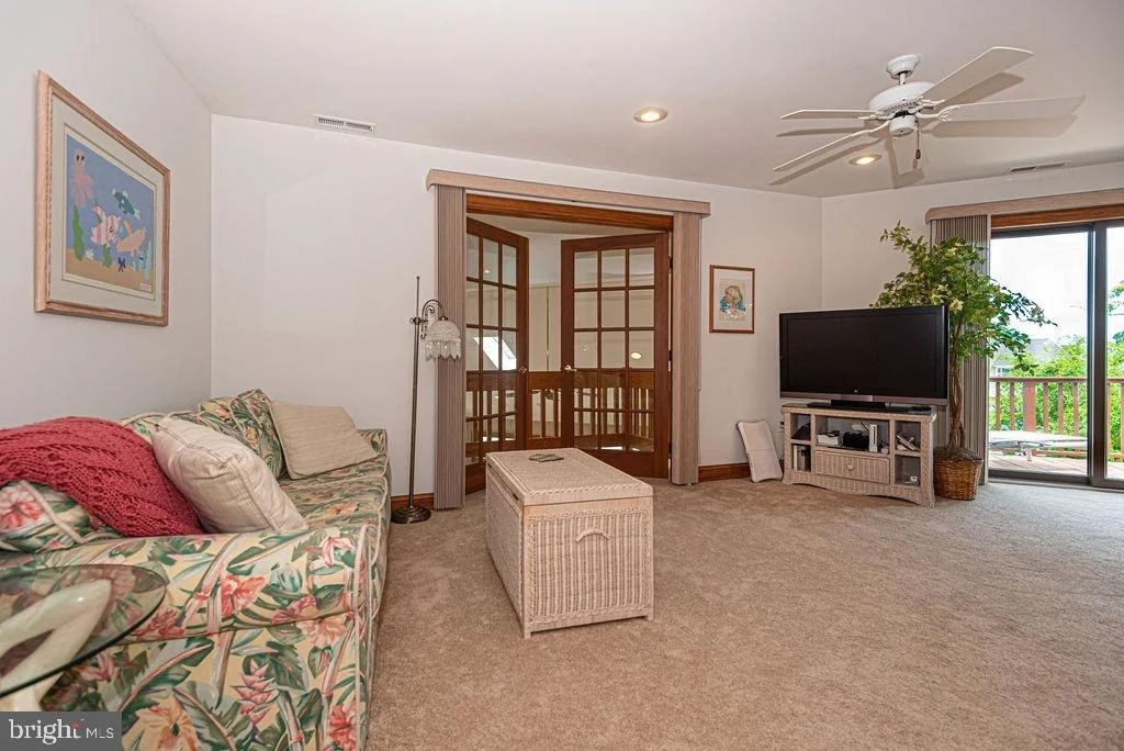 Photo of 23 HARLAN TRACE