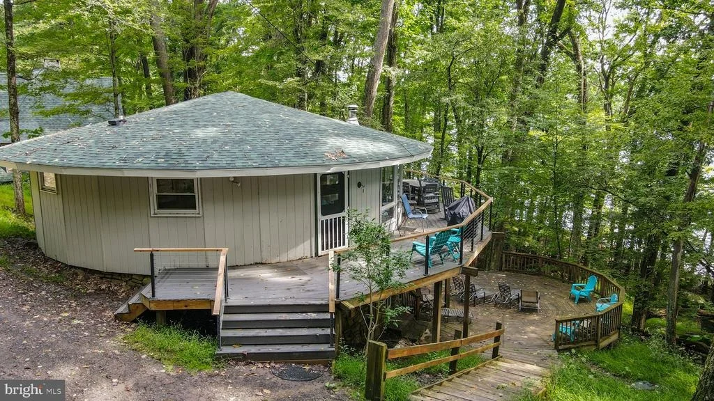 Photo of 2849 SHINGLE CAMP ROAD
