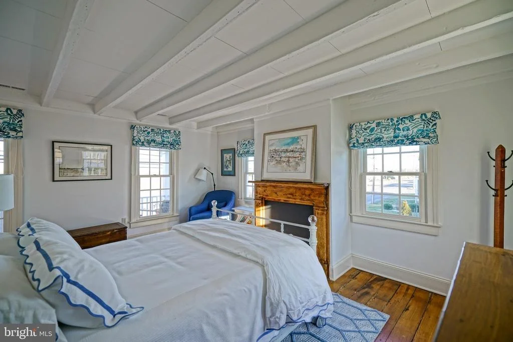 Photo of 558 PILOTTOWN ROAD