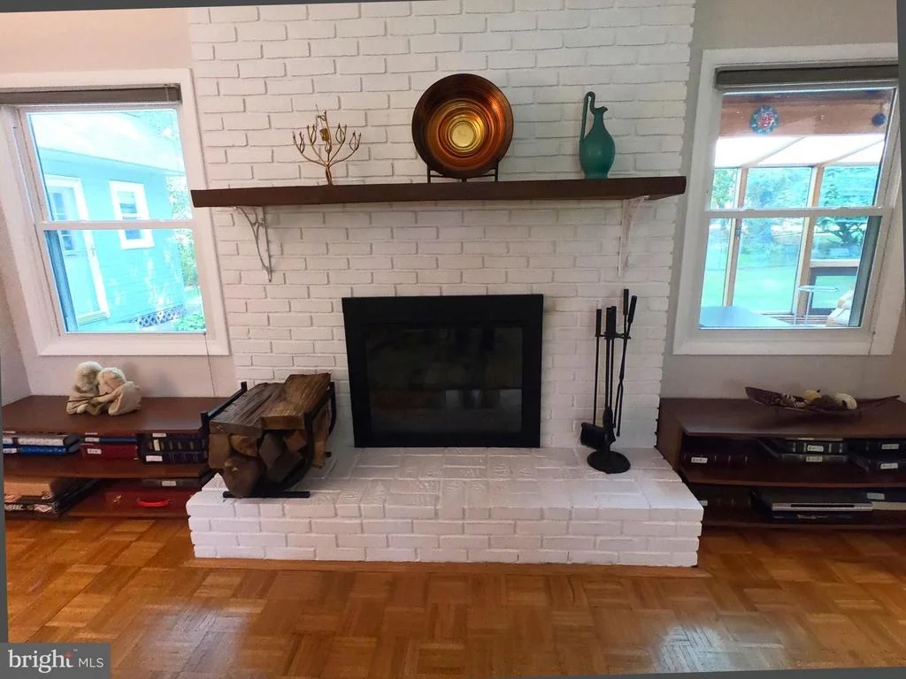 Photo of 14001 BETHPAGE LANE