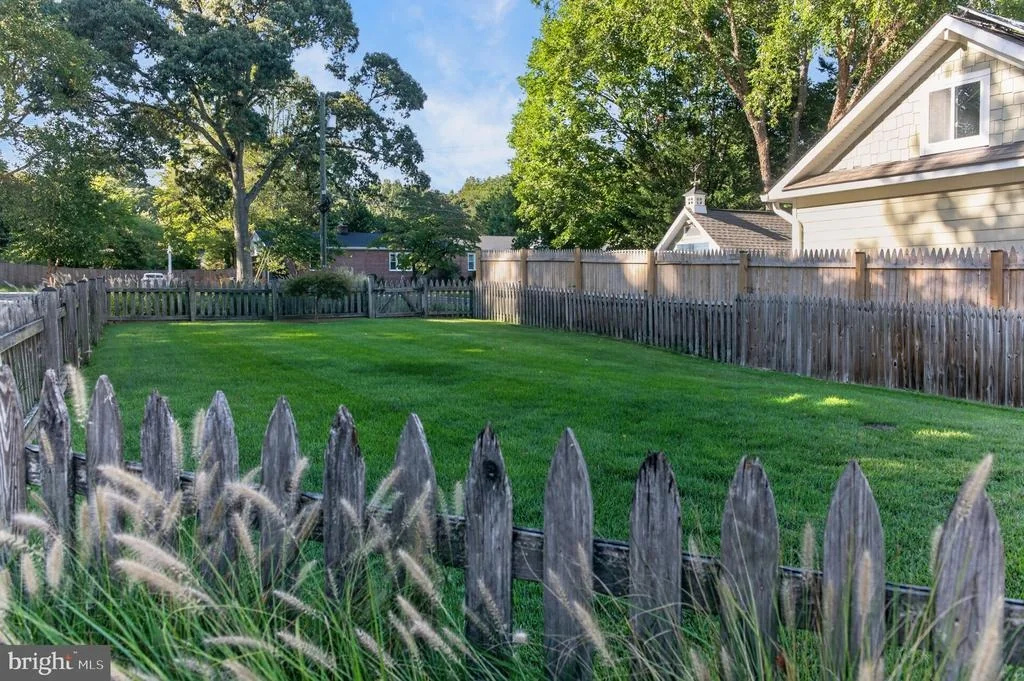 Photo of 971 PHILLIPS DRIVE