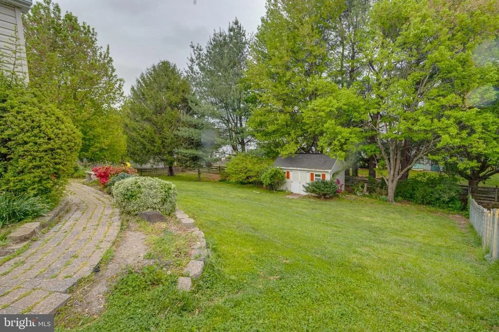 Photo of 1923 MUNSEY DRIVE