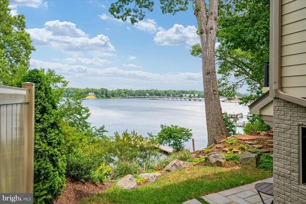 Photo of 20 SHORE WALK ROAD