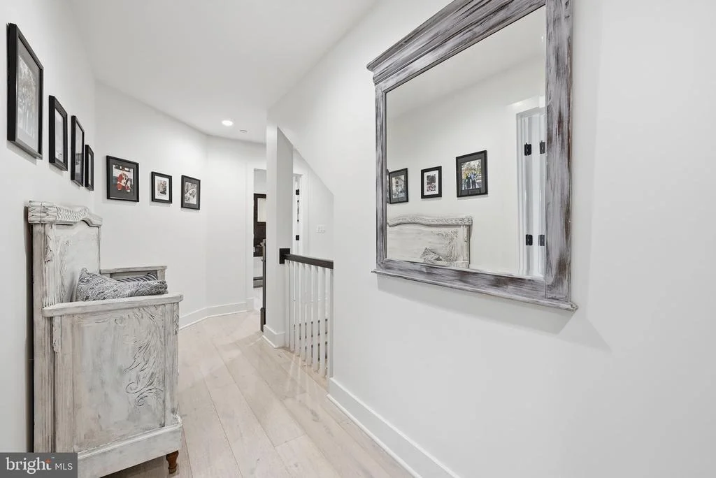Photo of 1422 HOWARD ROAD