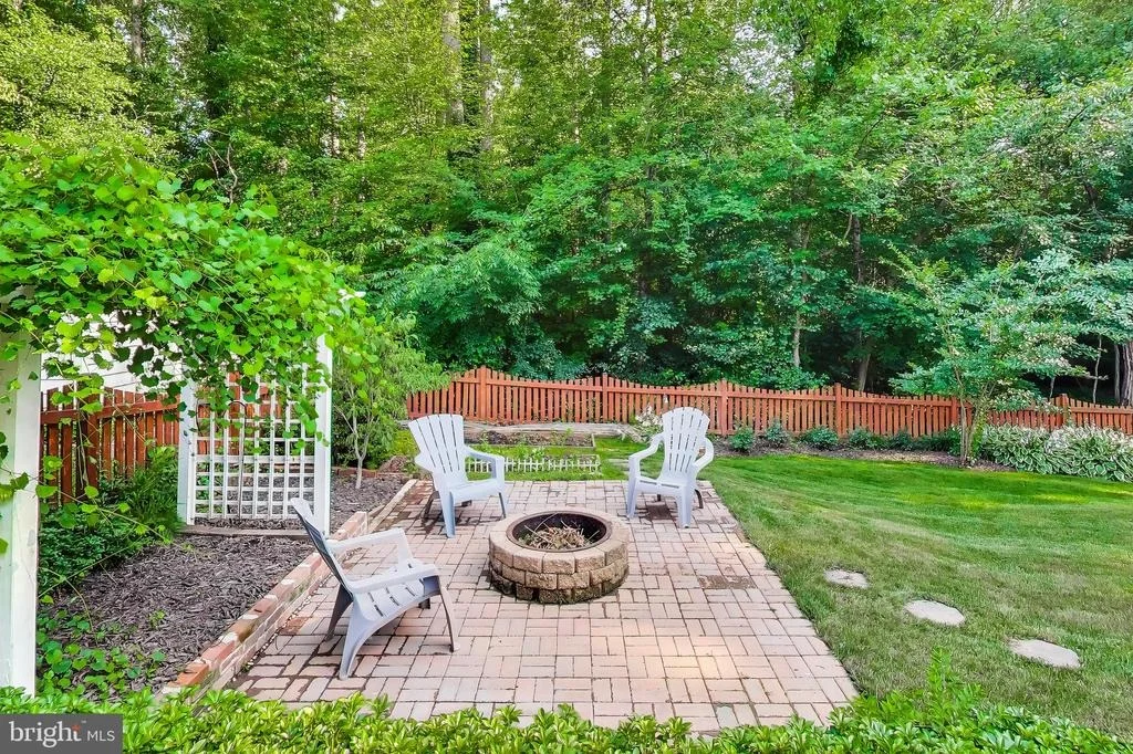 Photo of 8825 STARK ROAD
