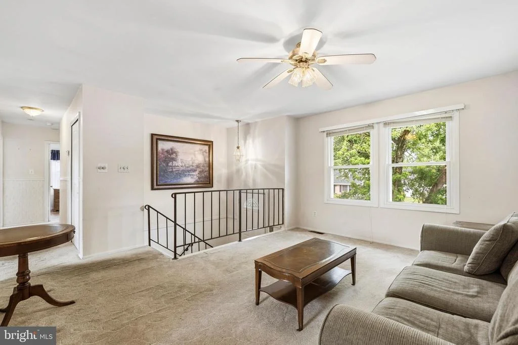 Photo of 215 COMPTON ROAD