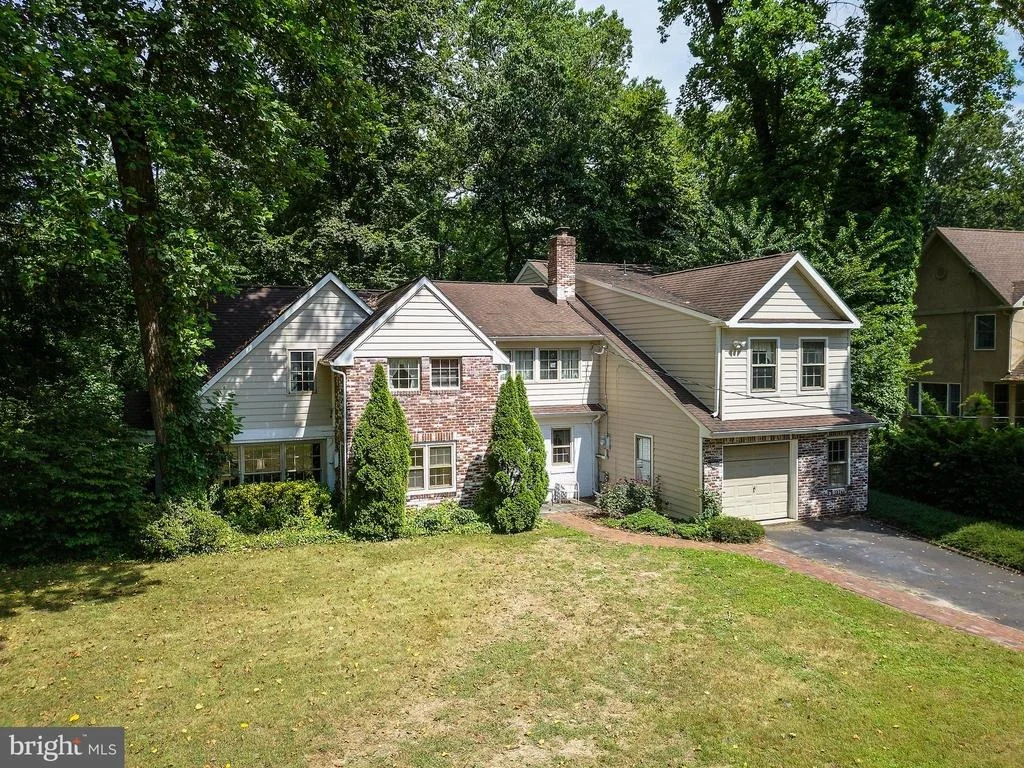 Photo of 501 SOMERSET DRIVE