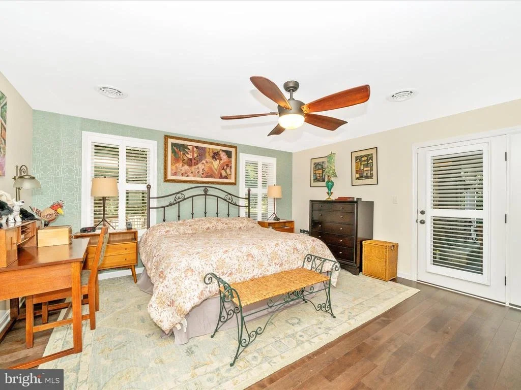 Photo of 903 MERCER PLACE
