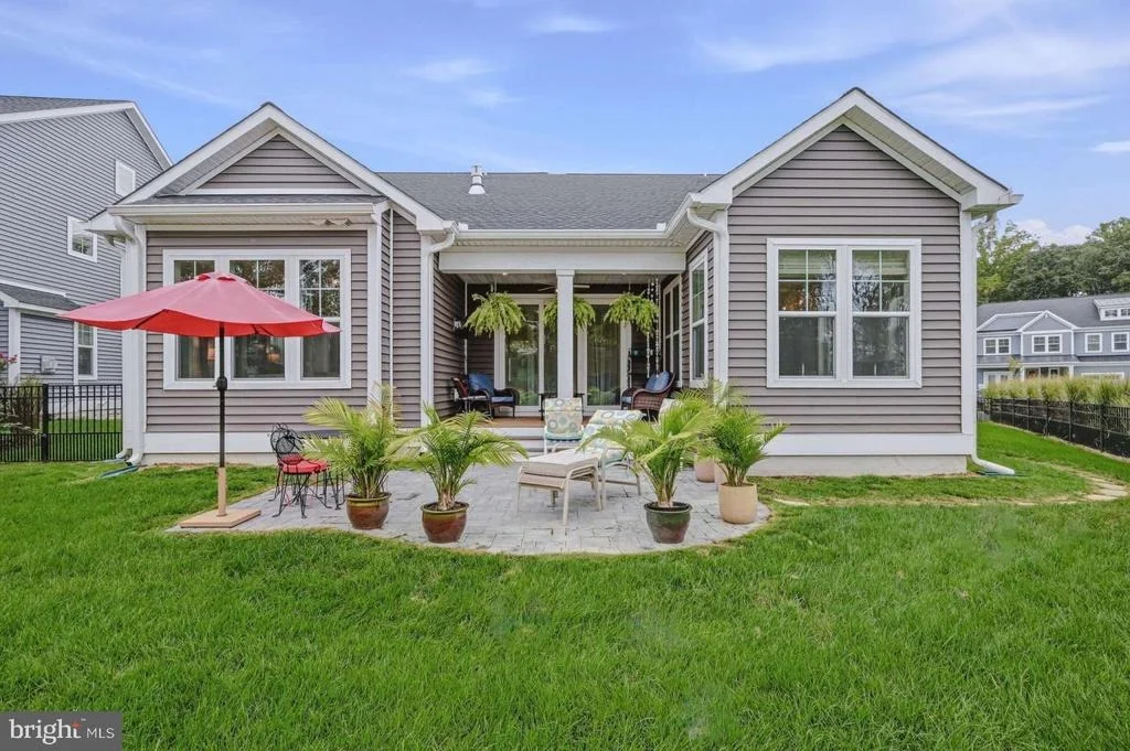 Photo of 24187 HEARTLEAF ROAD