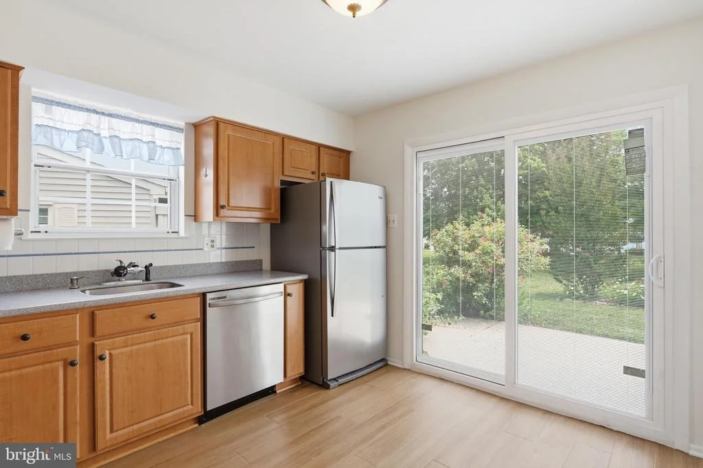 Photo of 5661 CRABAPPLE DRIVE