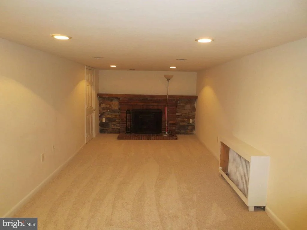 Photo of 703 HOLLYWOOD AVENUE