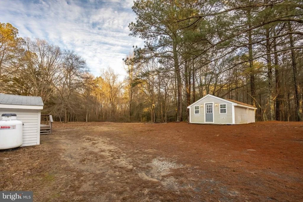 Photo of 22147 ROYAL OAK ROAD