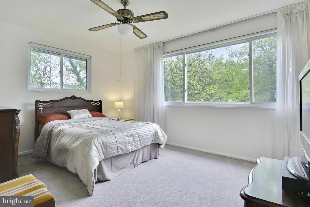 Photo of 2401 HARMON ROAD