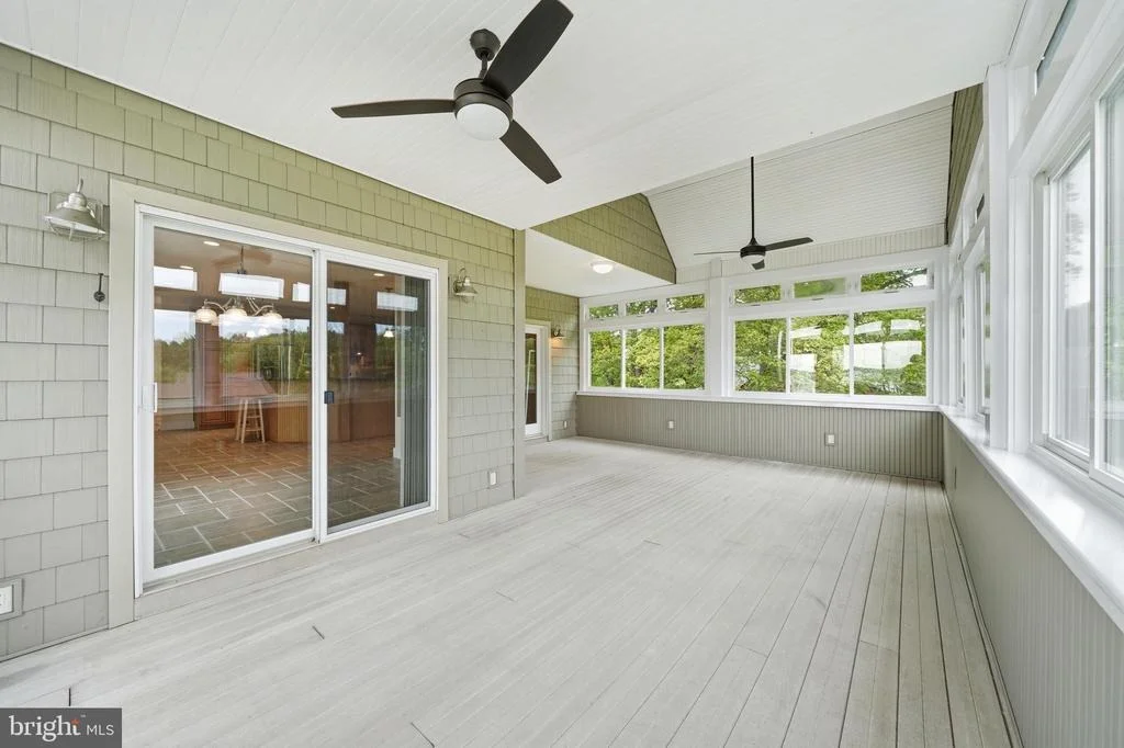 Photo of 160 CLIFFVIEW DRIVE