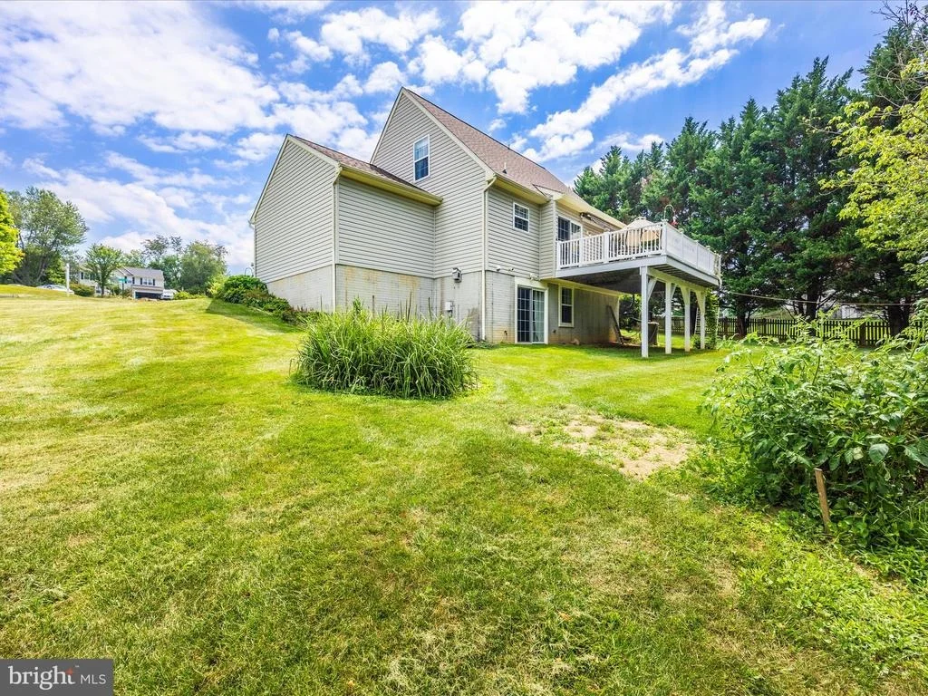 Photo of 17727 DAVIDSON DRIVE