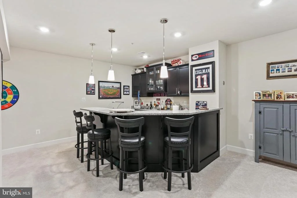 Photo of 384 CROWN POINT DRIVE