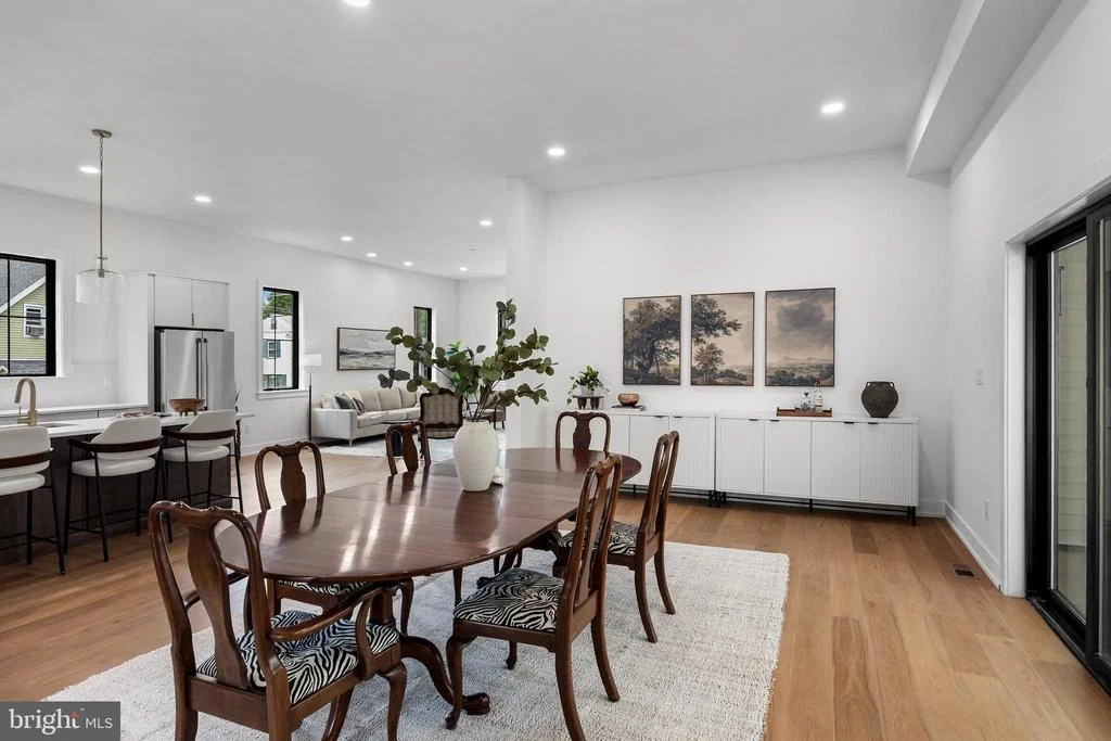 Photo of 6 CHAPEL AVENUE