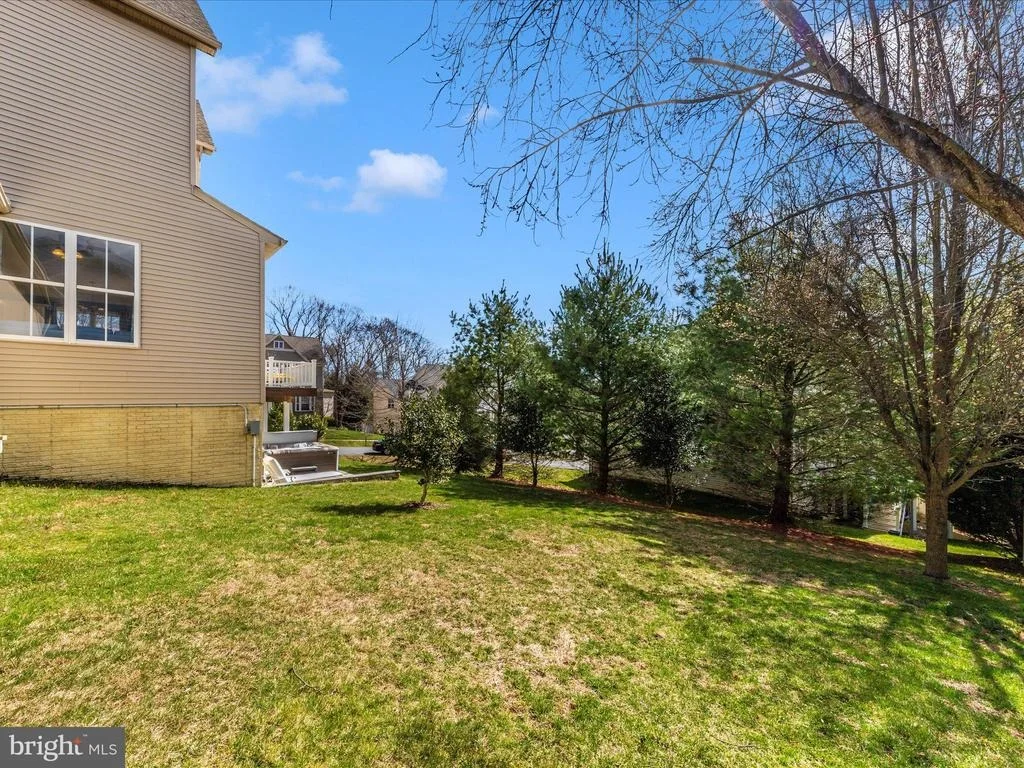 Photo of 12600 RUNNING BROOK DRIVE