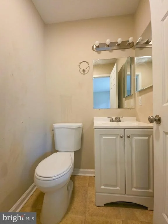 Photo of 341 RAINBOW LANE