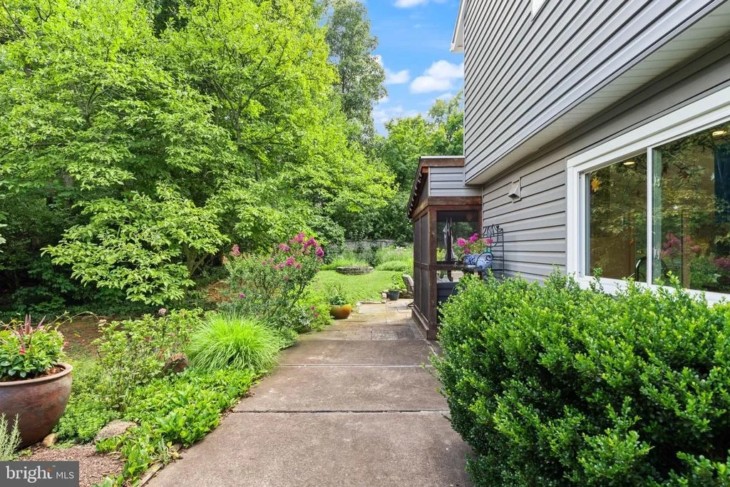 Photo of 314 AVONDALE DRIVE