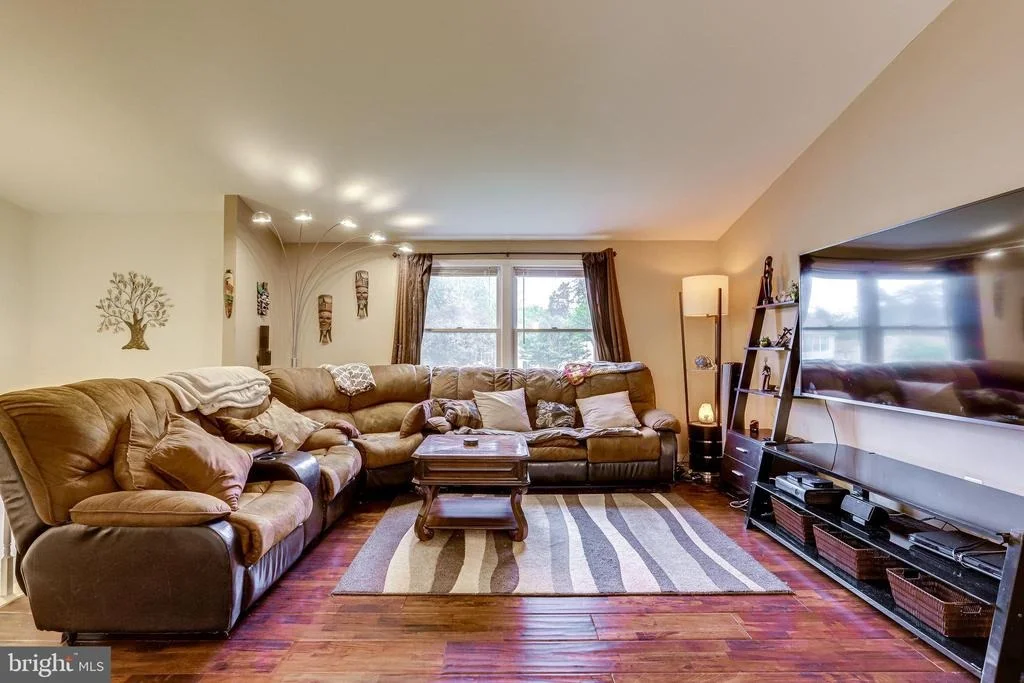 Photo of 1308 DULLES PLACE