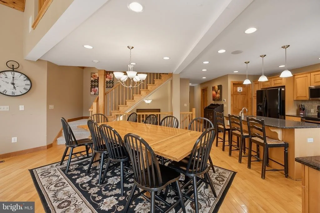 Photo of 250 LAKE POINTE DRIVE