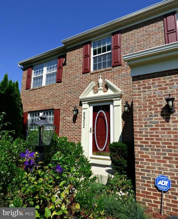 Photo of 6852 SNOWDEN COURT
