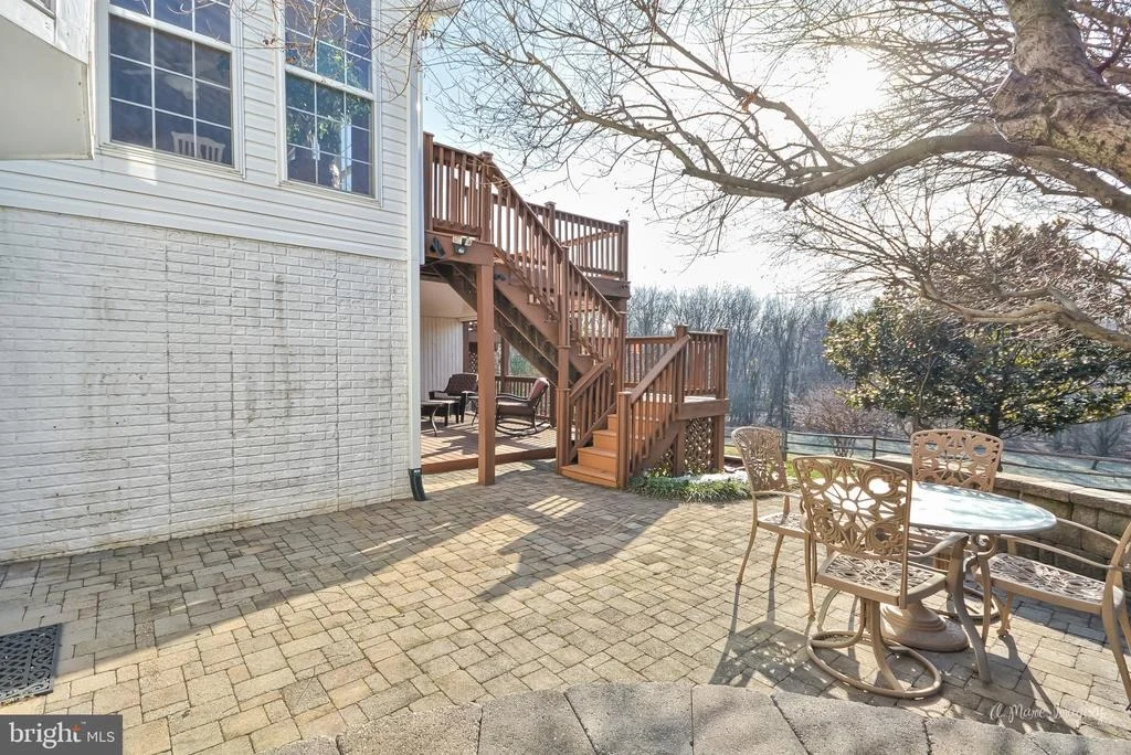 Photo of 1803 BLACK WALNUT COURT