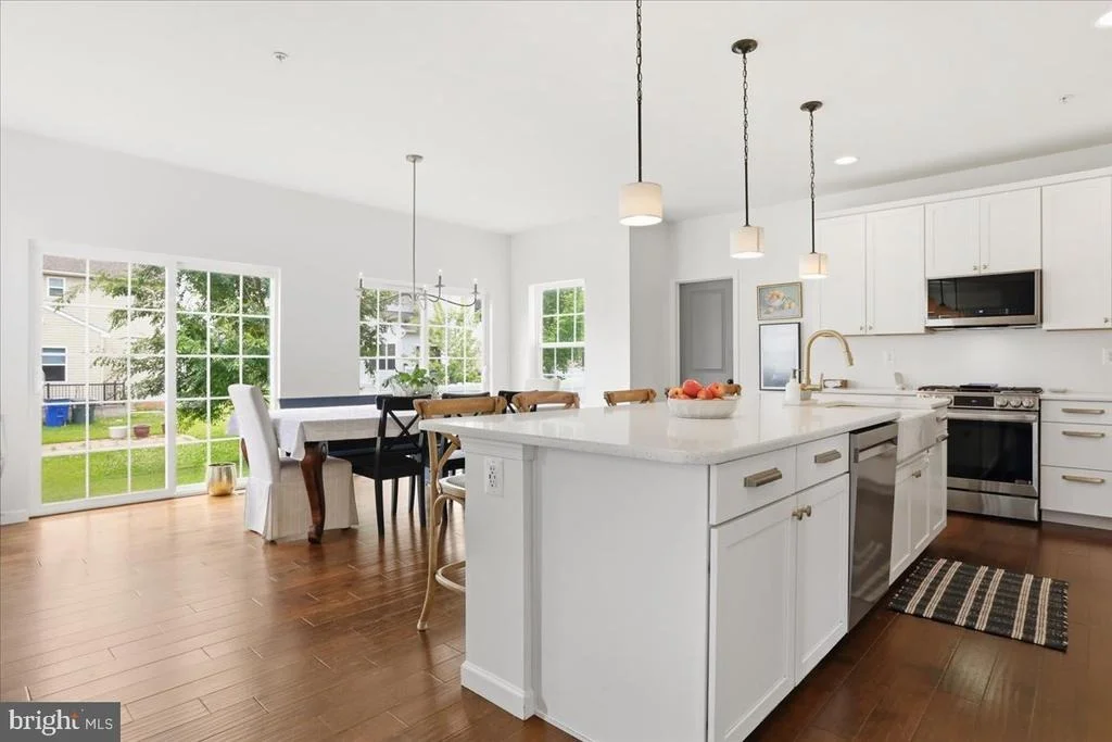Photo of 2003 COHASSET COURT