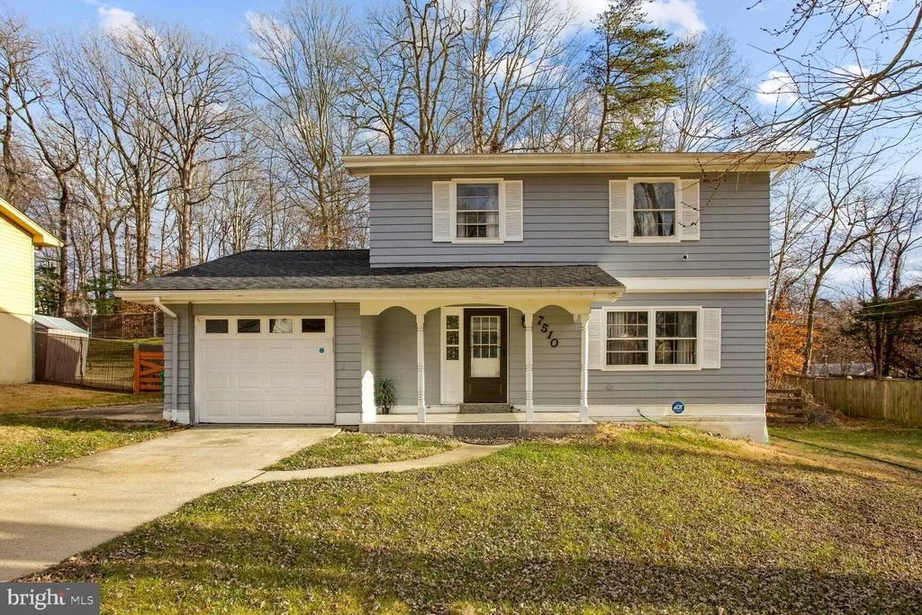 Photo of 7510 LENHAM DRIVE
