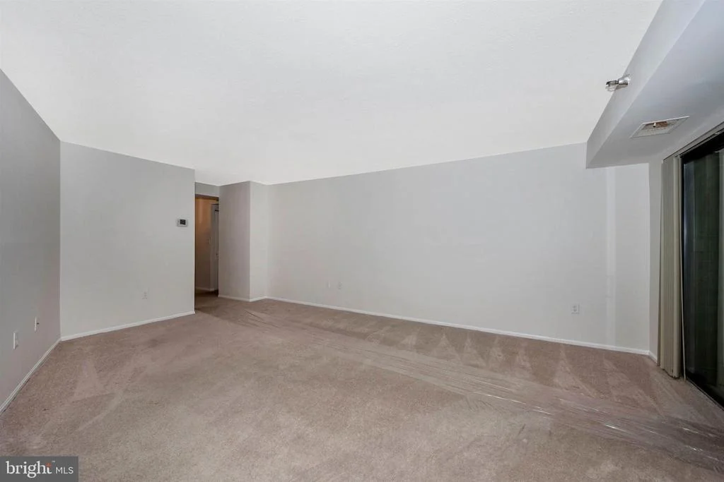 Photo of Unit 1104 at 15101 INTERLACHEN DRIVE