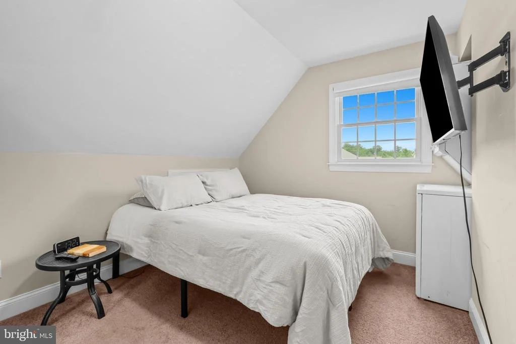 Photo of 4 COPPERLEAF COURT