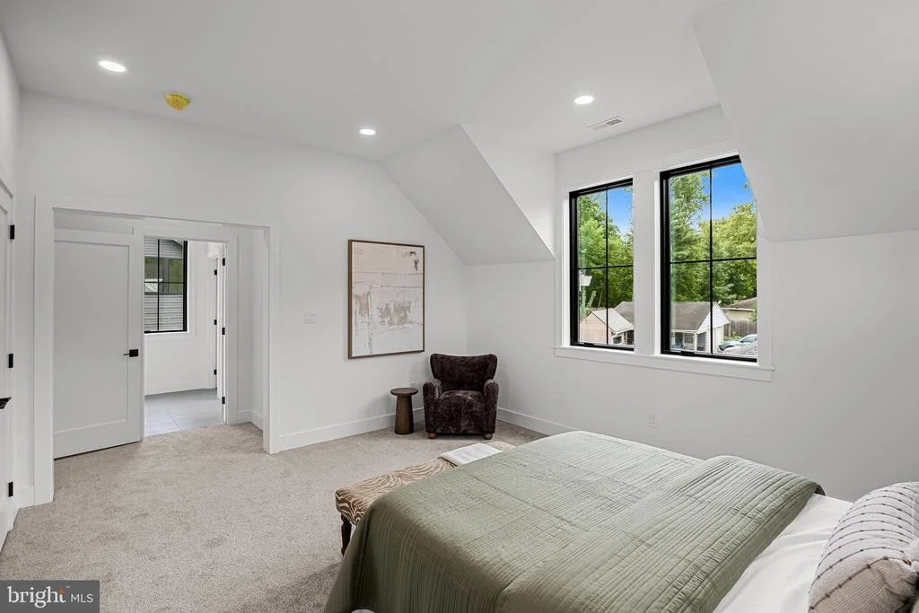 Photo of 6 CHAPEL AVENUE