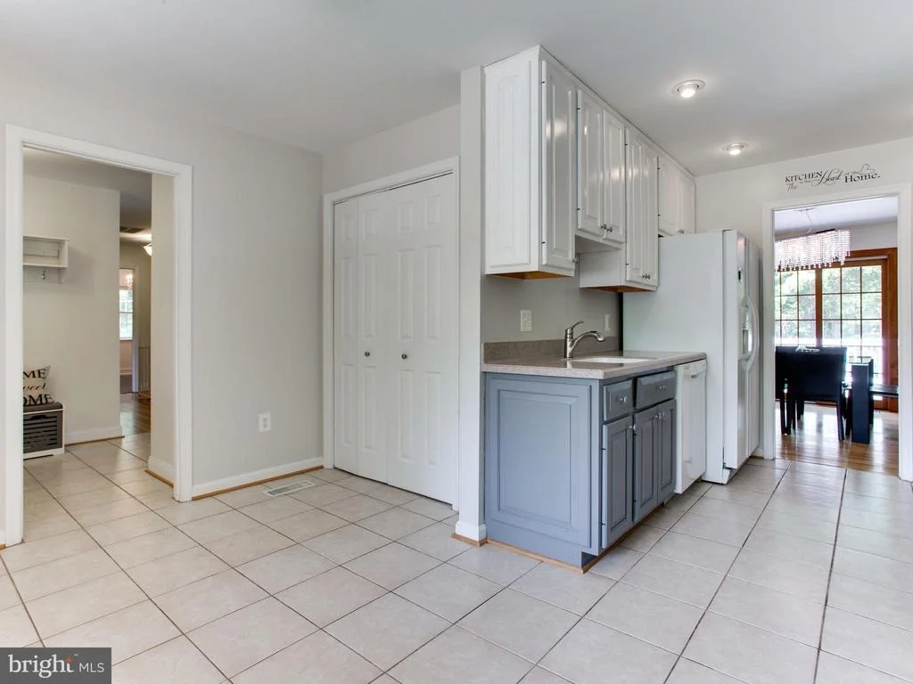 Photo of 9906 GREENVIEW LANE