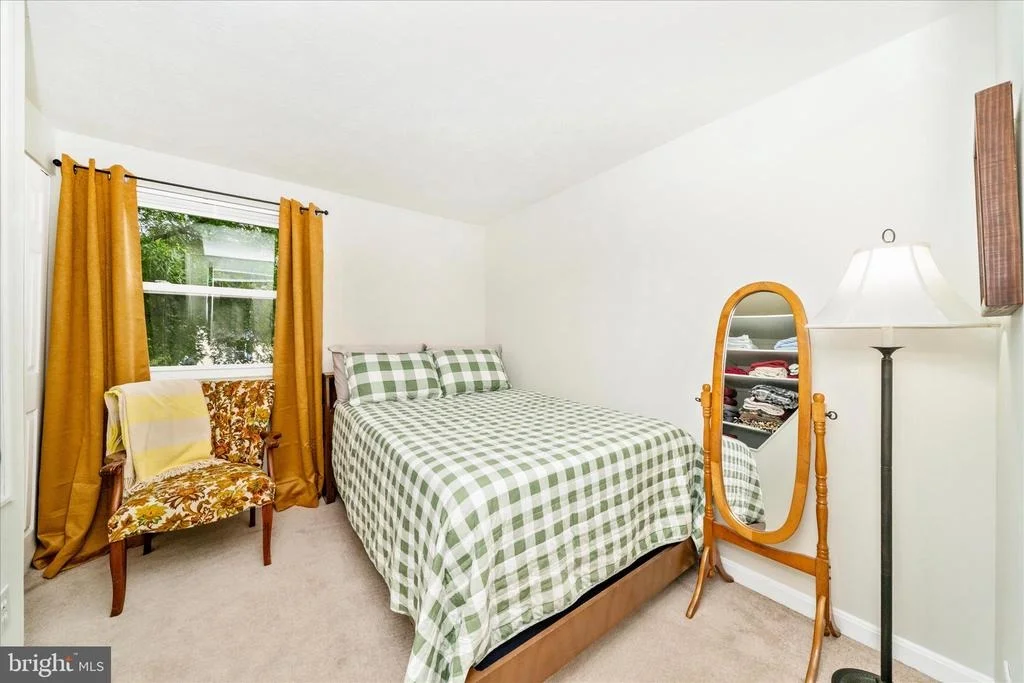 Photo of 212 WINTERGREEN LANE