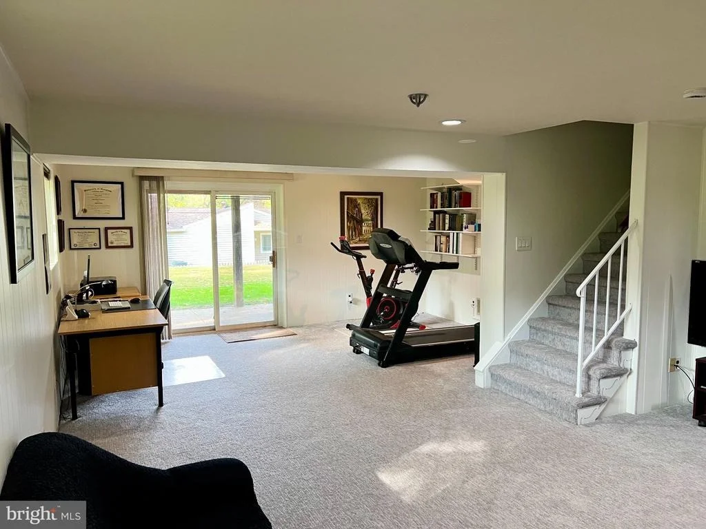 Photo of 2400 SUGARCONE ROAD
