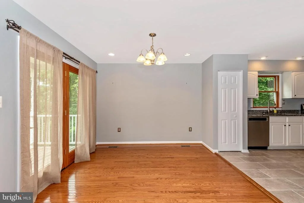 Photo of 6803 PLANTATION ROAD